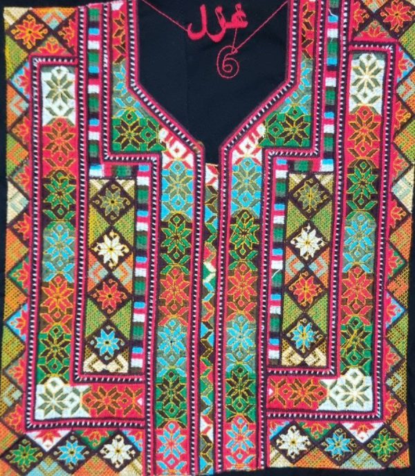 پنل سوزندوزی طرح غزل 6 کد 4