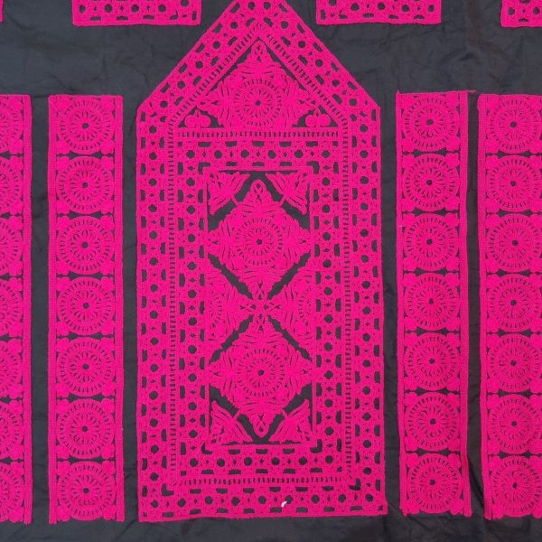 پنل سوزندوزی طرح سرخابی - Image 4